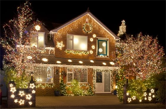 De-Light-Ful Decorations