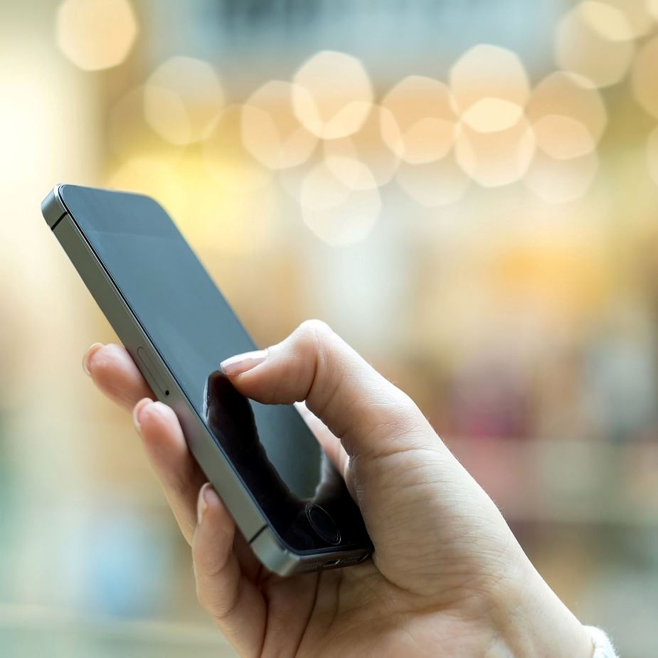 Phone - shutterstock_313036952